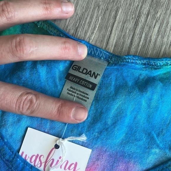 Beach Vibes Rainbow Tie Dye Graphic Tee Tank Top Size Small - Picture 3 of 4